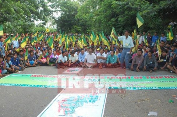 IPFTâ€™s â€˜Twipra Landâ€™ agitation : Transportation blocked in Tripura, heavy losses to Tripura economy : IPFTâ€™s strike sparked off statewide resentments for blocking NH-44, Railway service 